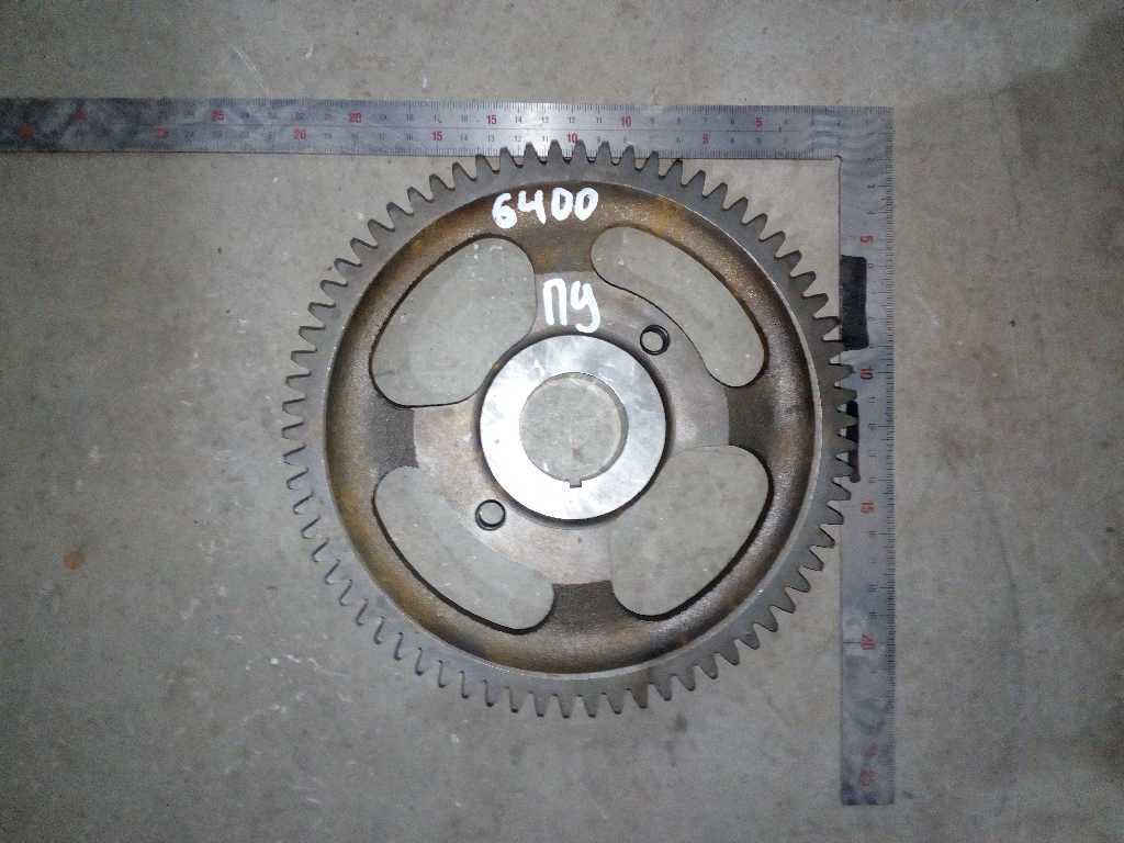 шестерня распредвала XE315C б/у